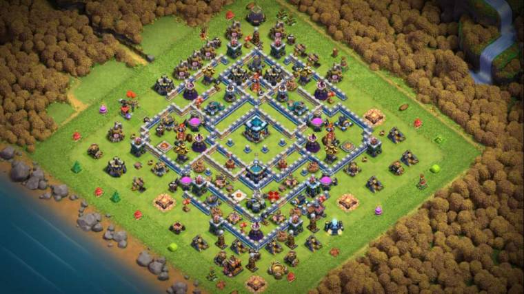Best TH13 Trophy Base Link