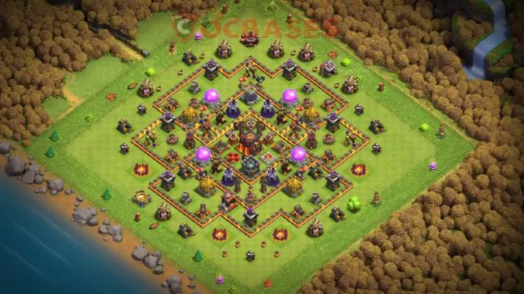 Clan Castle Centralized Level 10 Loot Protection Layout