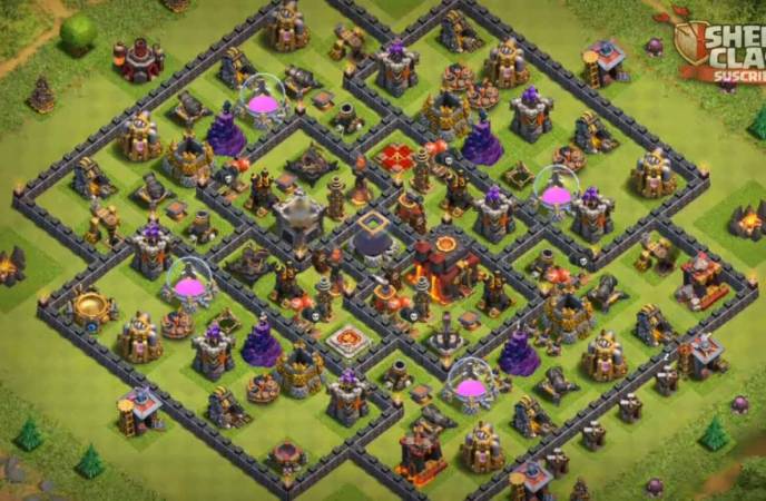 TH10 Trophy Base With Bomb Tower