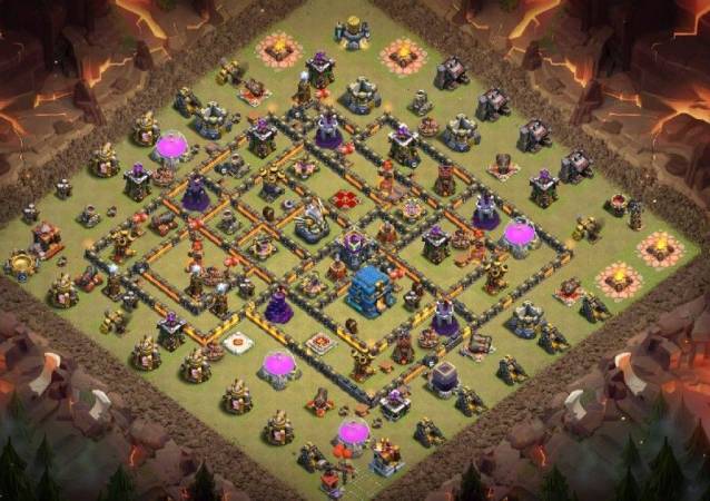 TH12 War Base Design