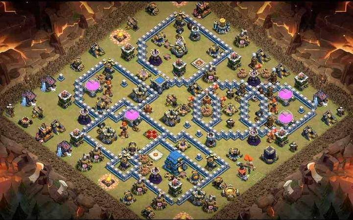 TH12 War Base With Replays