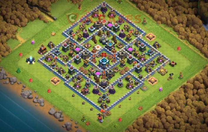 TH13 Hybrid Base Layout