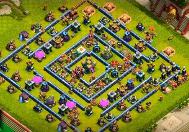TH14 Centered Trophy Base With Link