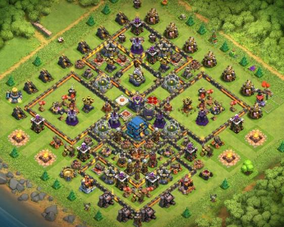 Town Hall 12 Hybrid Base Link